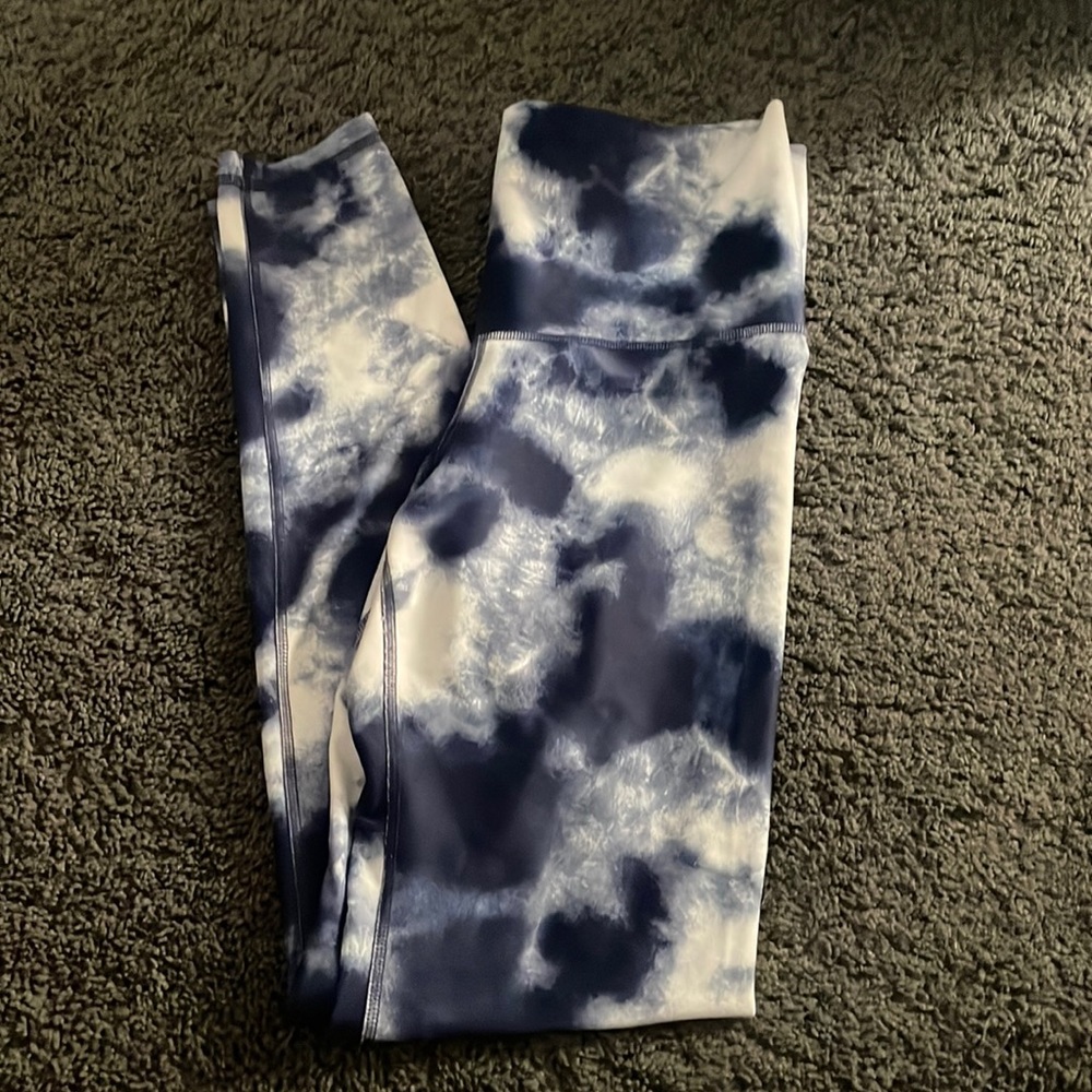 Blue and white OLD NAVY active wear leggings size medium
